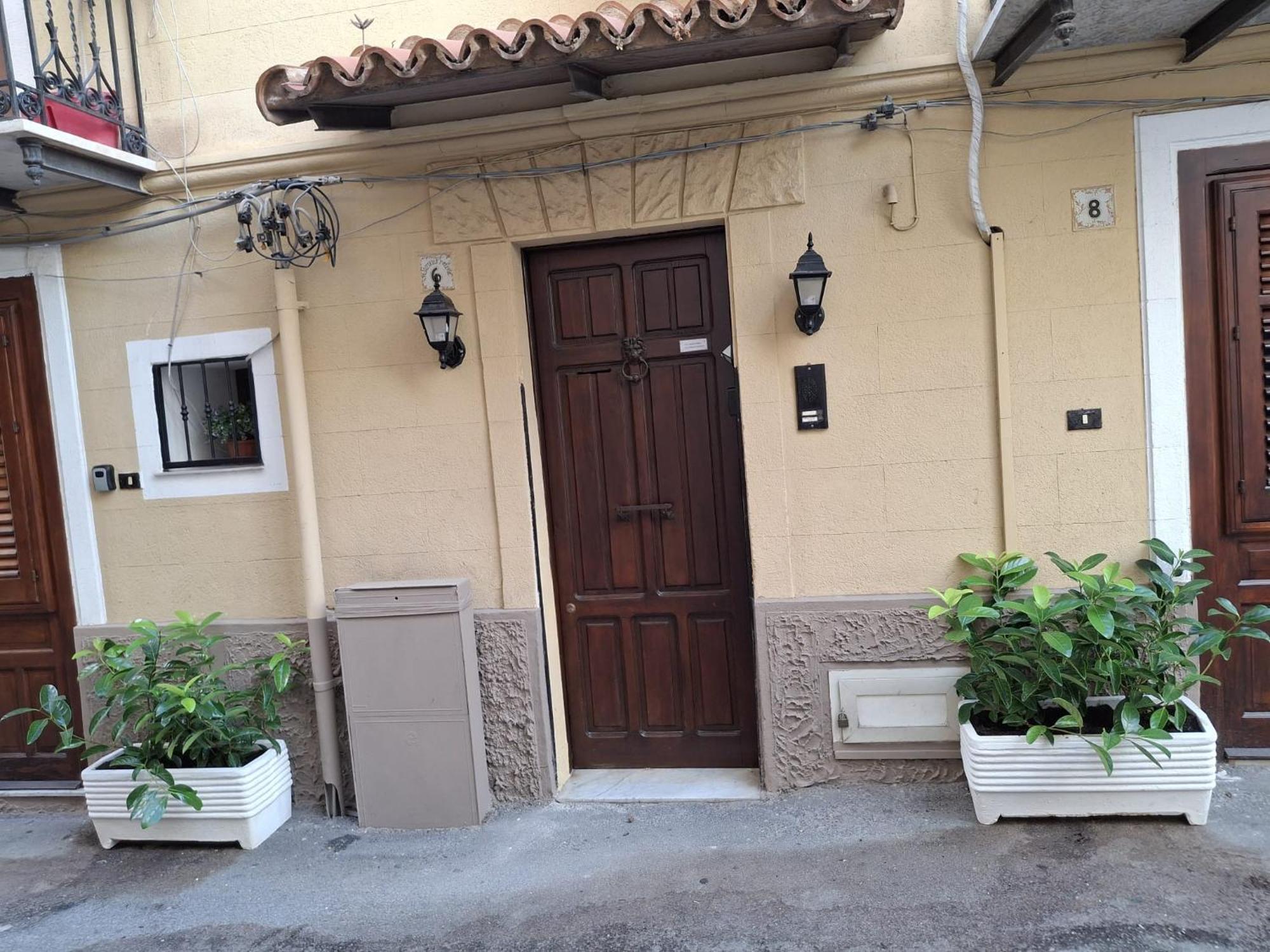 Home Casa Professa 1 - Palermo, Palermo